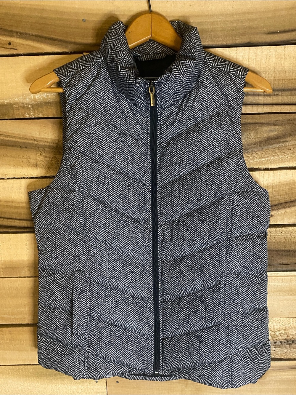 Lands’ End Quilted Herringbone down Puffer Vest - Black White size small